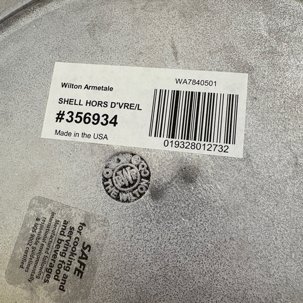 Wilton Armetale Shell Hors D’Oeurvres 2pc Serving Dish. Aluminum. #356934 NWT - Picture 11 of 11